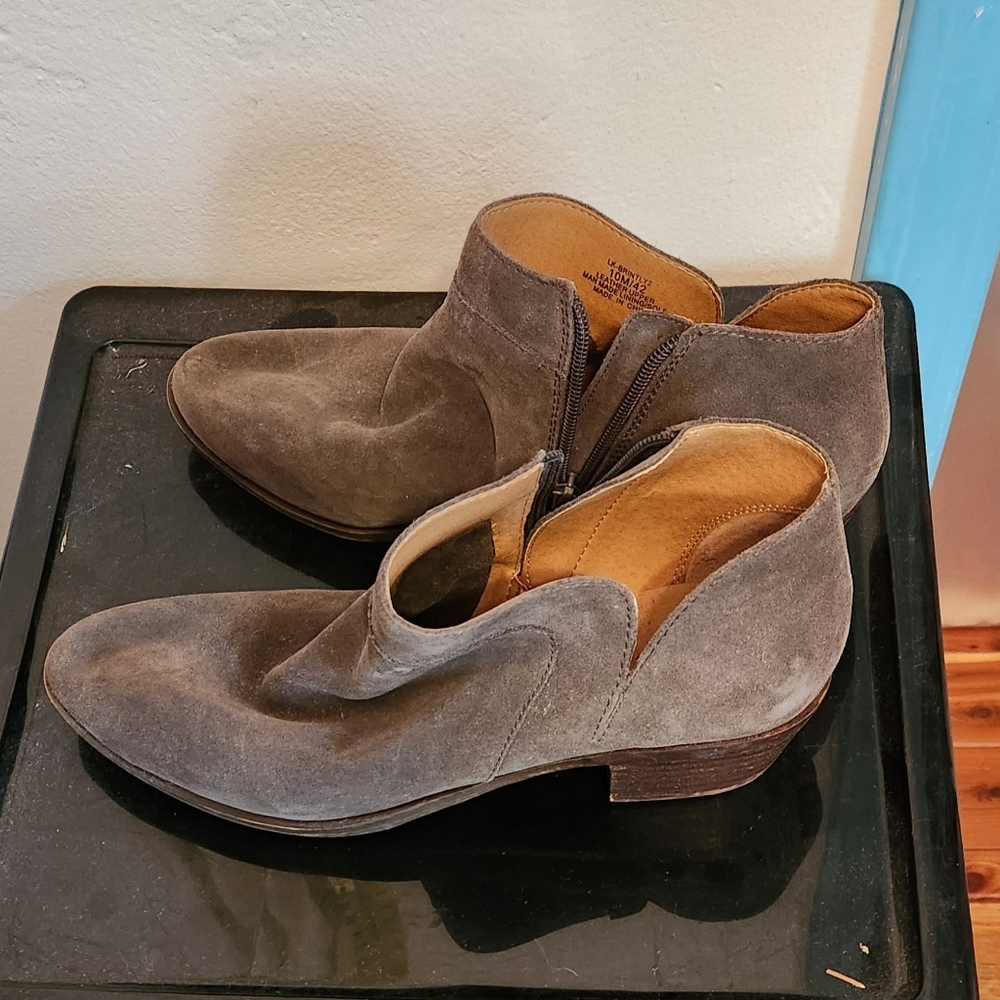 Lucky Brand Grey Suede Booties - Picture 8 of 14